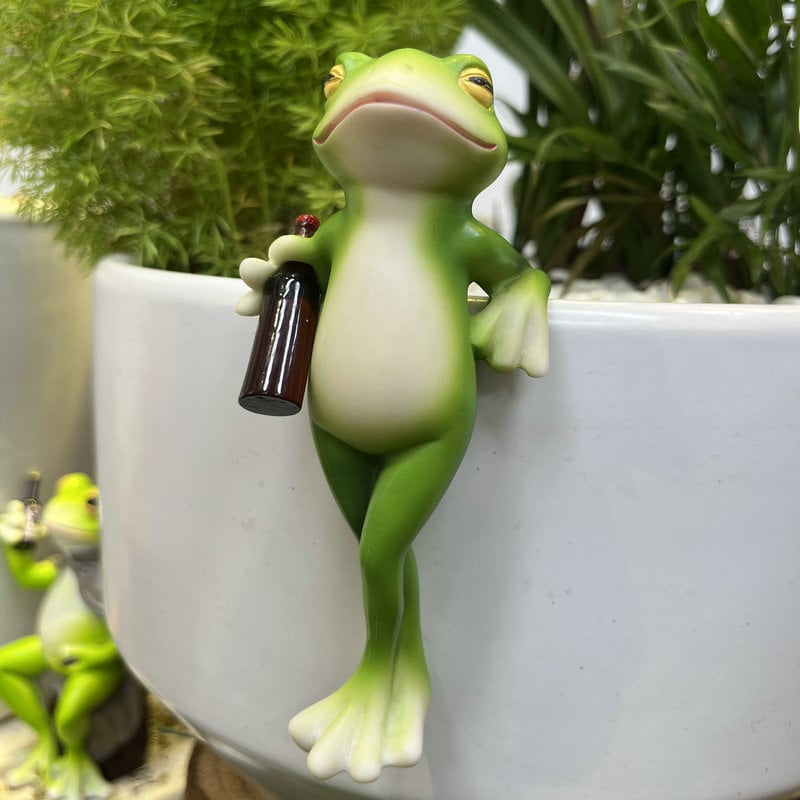 🐸 Aranyos Béka Dísz Virágcserép Szélére – Boros Pohárral