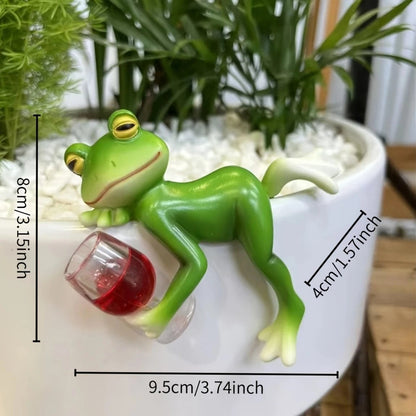 🐸 Aranyos Béka Dísz Virágcserép Szélére – Boros Pohárral